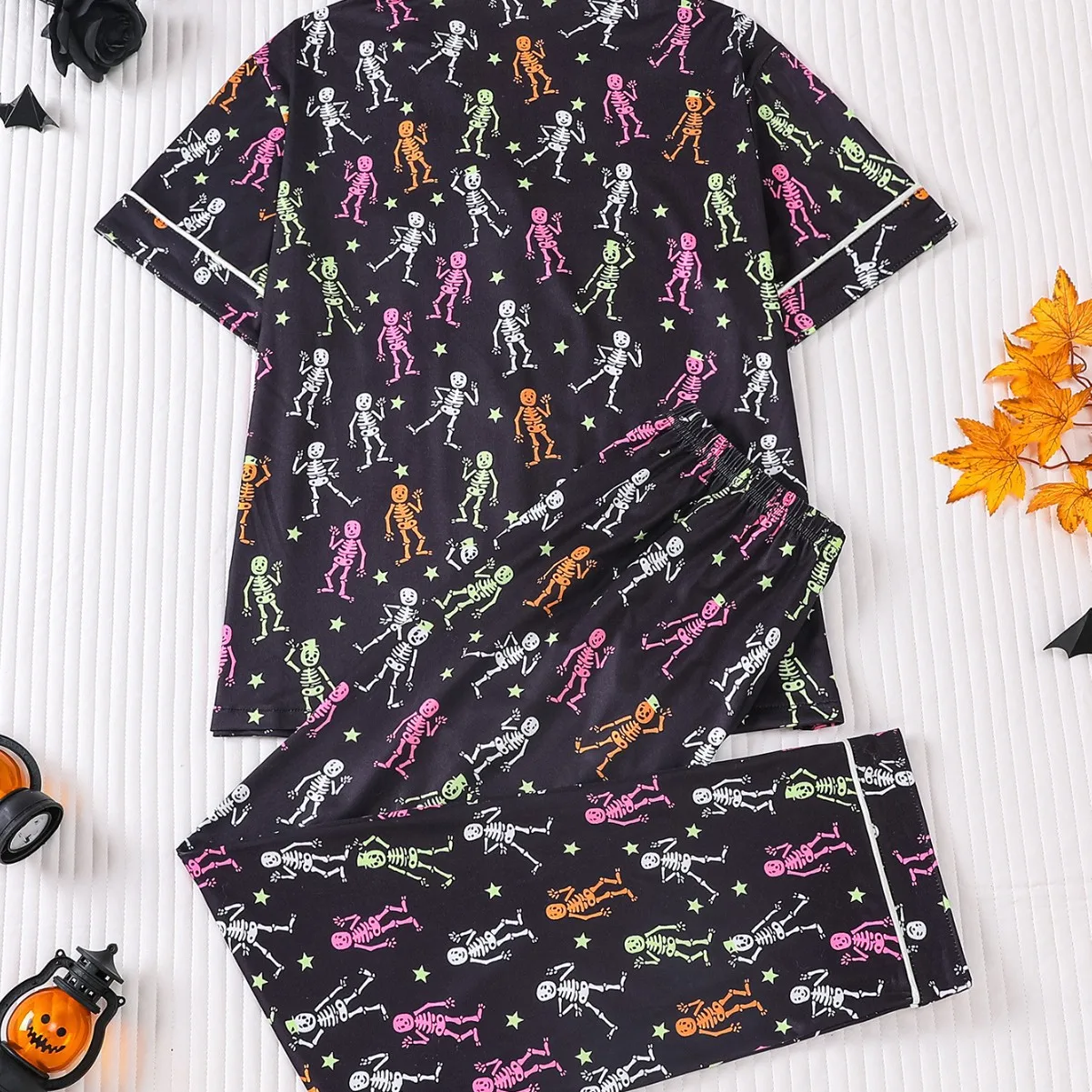 

2026 Summer European & American Fashion Halloween Pattern Pajama Set, New Short Sleeve Shirt and Long Pants Loungewear Set