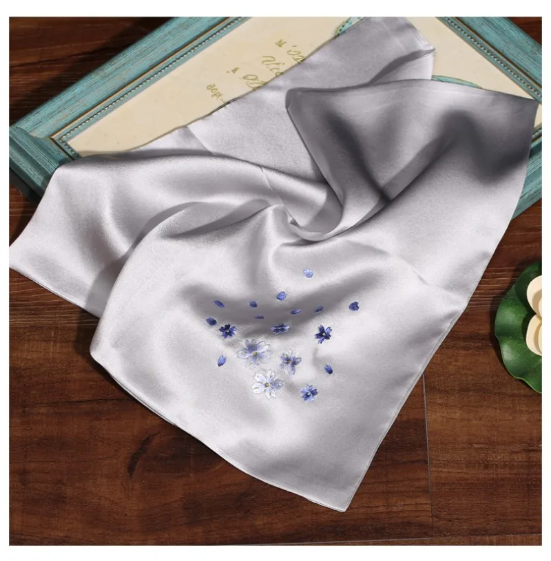 Su borduurwerk zijden zakdoek handgeborduurd gipskruid borduurwerk dubbellaags moerbeizijde zakdoek cadeau