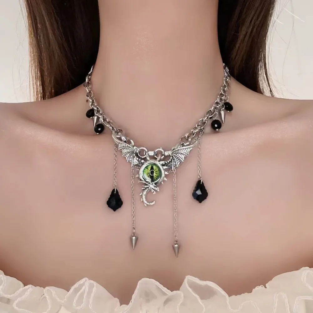 

Retro Eye Ghost Necklace Women Beads Tassel Metal Chain Necklace Wings Neck Jewelry Accessories Punk Gothic Necklace Ladies