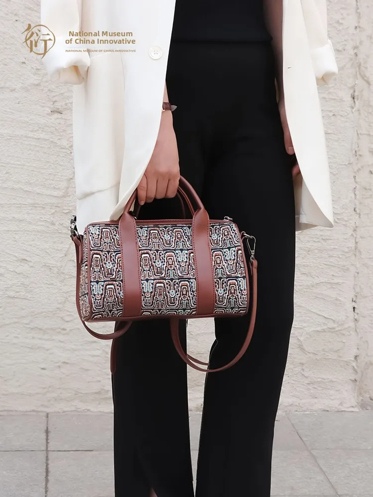 Creative National Museum of China Floral Embroidery Cylinder Handbag Women's High Quality Texture round Bag Festive Gift