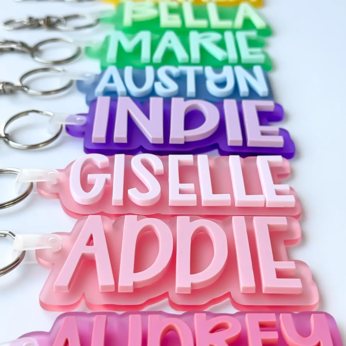 Wholesale Colorful 3D Name Customized Keychain Acrylic Double Layers Nameplate Personalized Car Keyring Bag Charm Label Tag