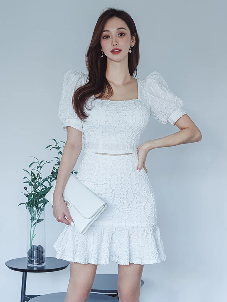 

Fashion Sexy 2 Piece Outfits Women Sweet Cute White Bubble Sleeve Short Cropped Tops Blouse Ruffles Mini Fishtail Skirt Set Lady