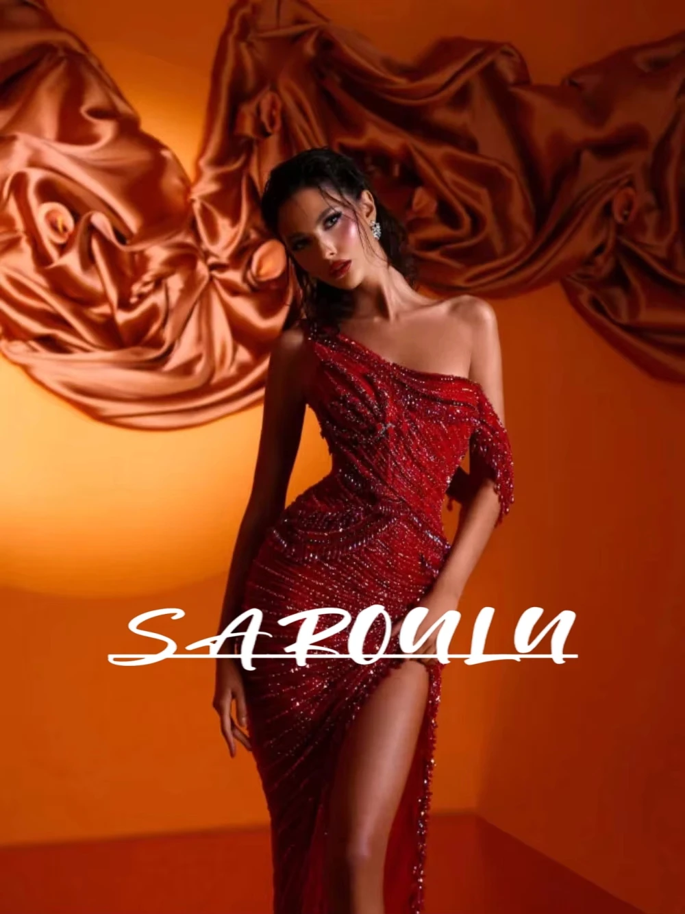 

Red Sparkly Sexy High Split Prom Dress Modern Straight Gorgeous Banquet Beaded Cocktail Gown Customized For Women Evening