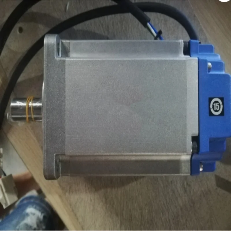 

New Original Servo Motor SGMJV-04AAA6C SGMJV-08ADE6S SJME-08AMC41-OY