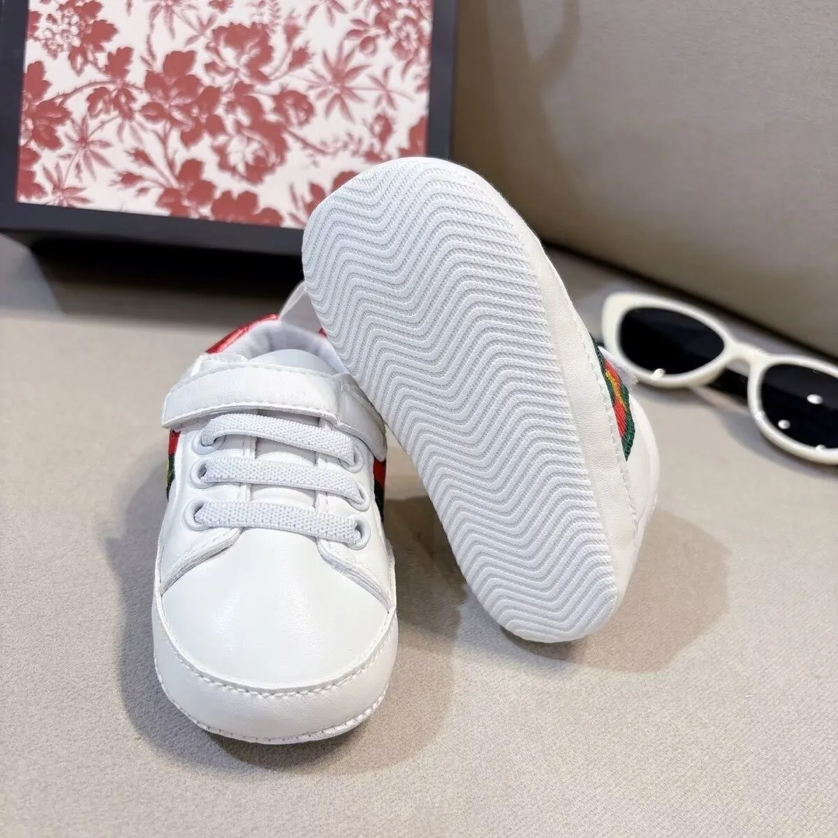 Baby Shoes Newborn Boys Sneaker Girls Two Striped First Walkers Kids Toddlers Lace Up PU Leather Sof