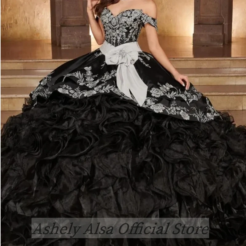 Luxury Princess Quinceanera Dresses Off Shoudler Embroidery Ruffles Corset vestidos de 15 anos Sweet 16 Women Prom Party Gown