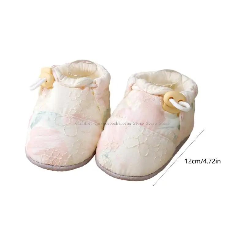 زوج واحد من أحذية المشي المرنة ذات الجزء السفلي الناعم المقاومة للانزلاق للأطفال الصغار من أجل سلامة الأرضيات الداخلية للأطفال