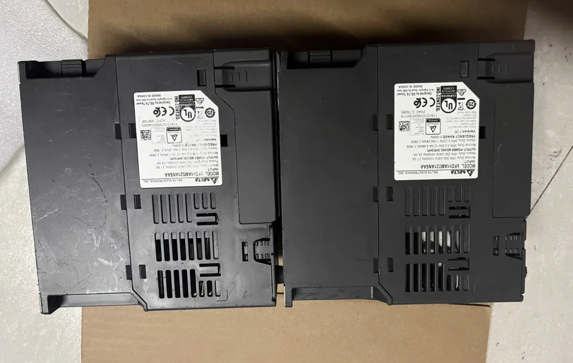 Used VFD11AMS21ANSAA Converter 220V 2.2 kw