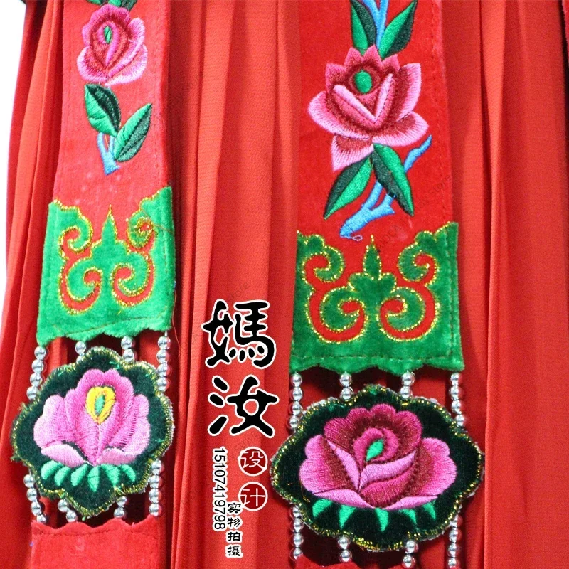 Hmong Wedding Dress Embroidered Pleated Skirt Miao Ethnic Style Attire Clothes for Women Red Miao Hat Costumes Hmong Clothes