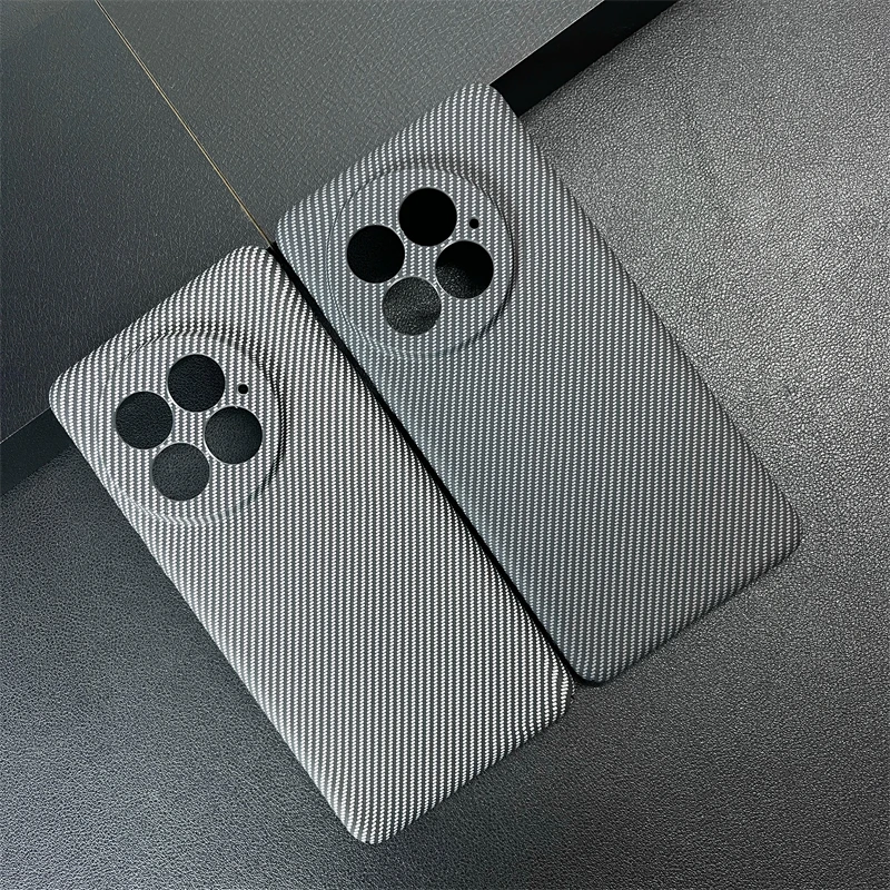 For OnePlus 13 Ultra-Thin Carbon Fiber Texture Case for OnePlus 13 Skin Feel Matte Frosted Protective Cover Color Collision Case