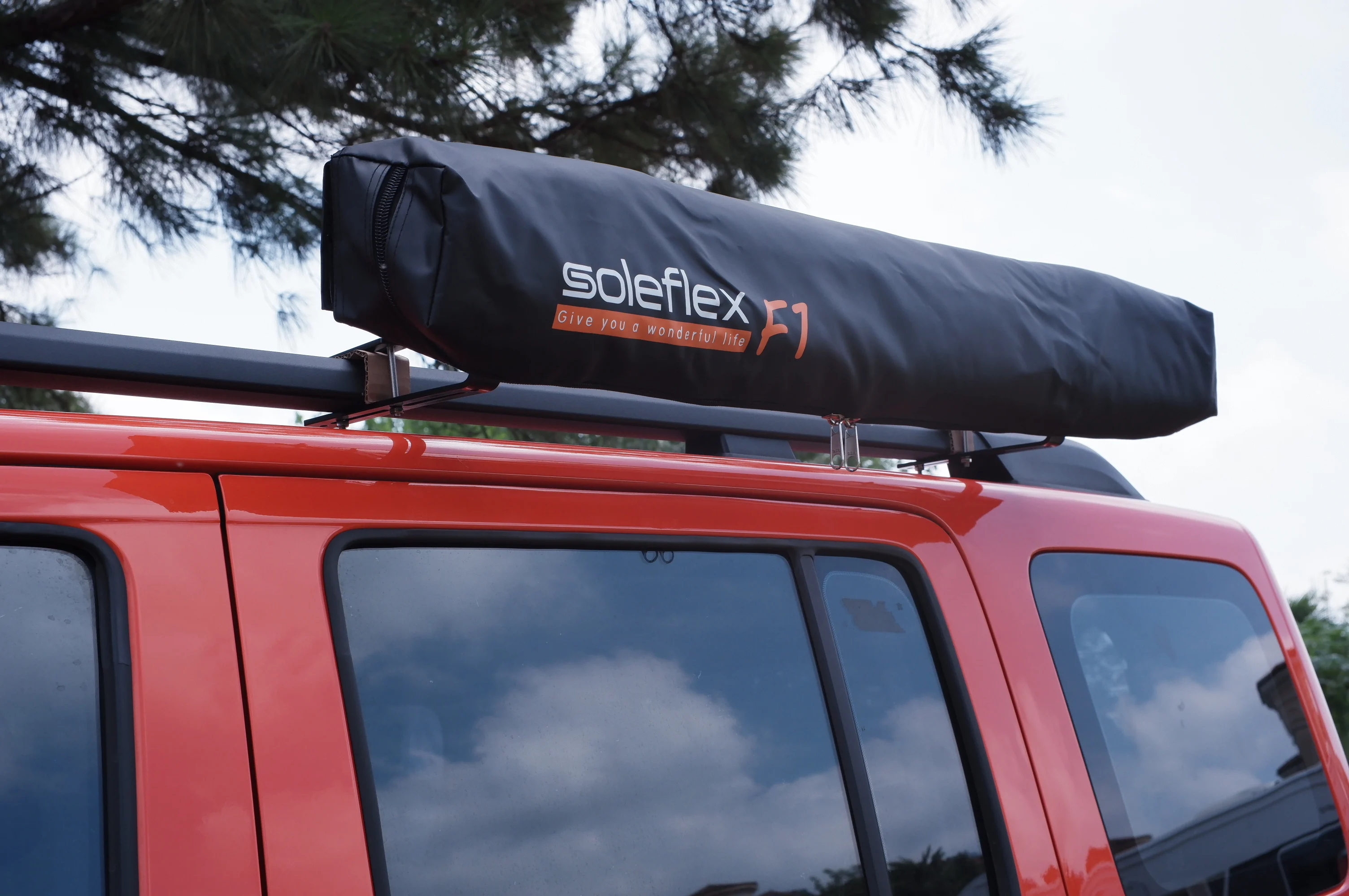 Waterproof with Tent Roof, Car Side Shower Tent, Outdoor Bathtub, Toilet Tent, Shower Tent, Camping Vehicle - view 4