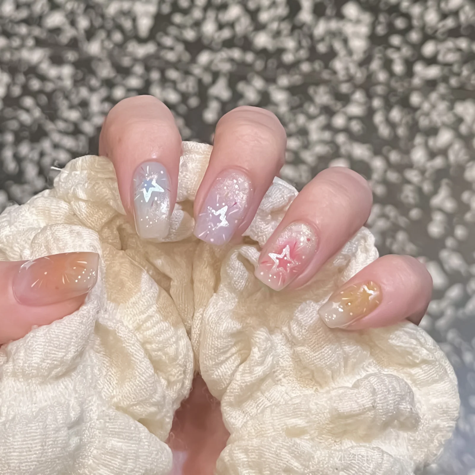 10PCS Square Glossy Press on Nails with Starlight Cat Eyes Natural-looking Colorful Handmade False Nails for Women