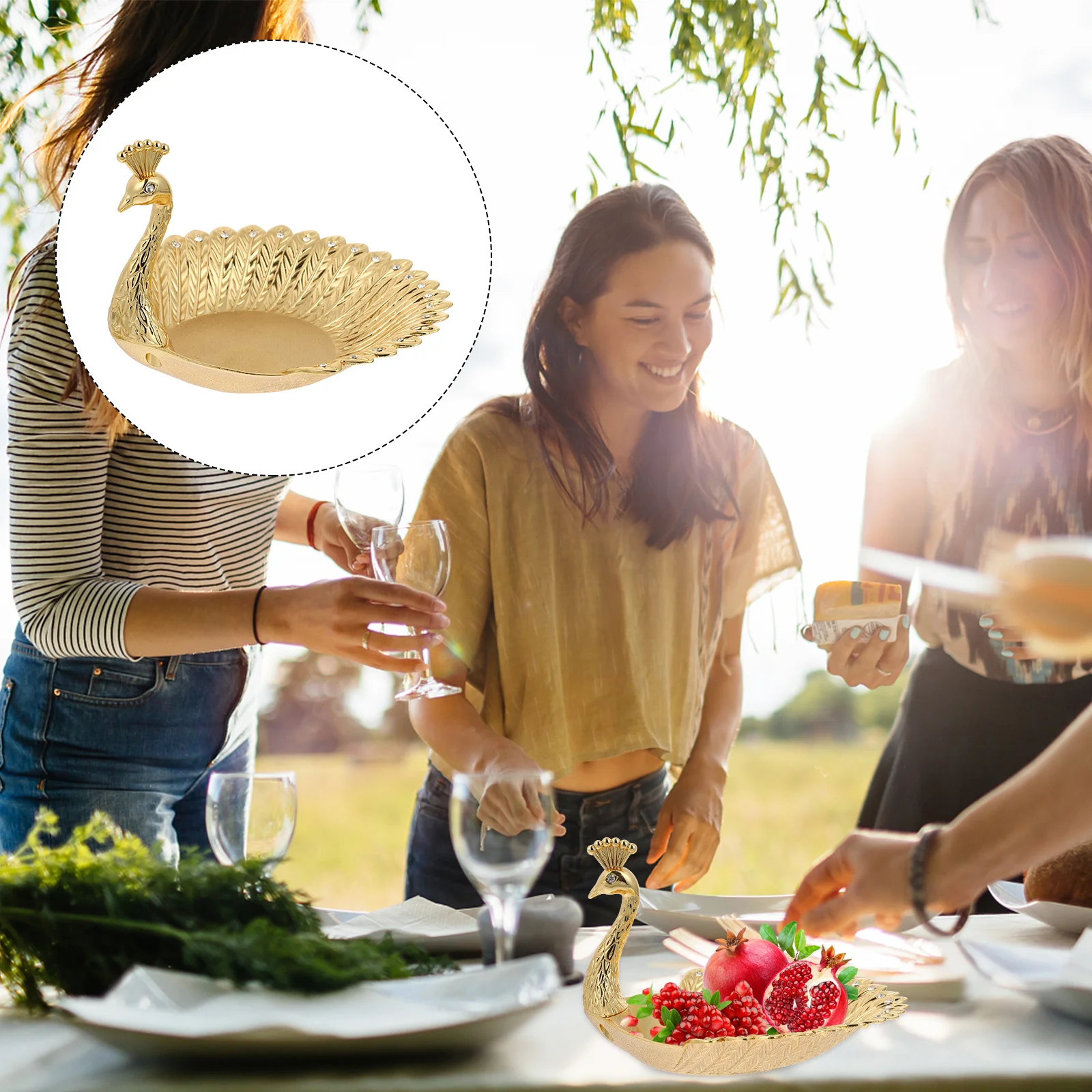 

Metal Rhinestone Inlaid Peacock Fruit Bowl Decorative Serving Dish Home Furnishing Utensil Kitchen Barware Decoration