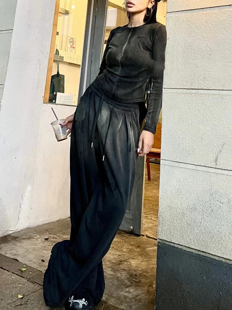 TWOTWINSTYLE Szykowny dwuczęściowy zestaw dla kobiet O Szyja Długi rękaw Top Wysoka talia Szerokie nogawki Spodnie Streetwear Zestawy Moda damska