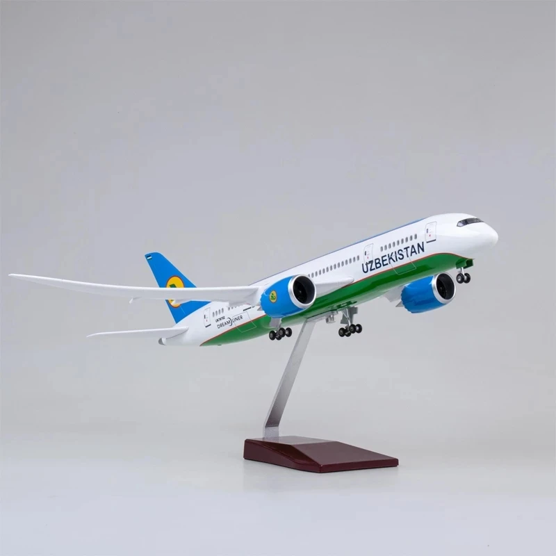 Escala 1:130 47 CM Modelo Diecast Resina UZBEKISTAN Avião de companhia aérea B787 Dreamliner Aviões de brinquedo com luz LED (toque ou controle de som