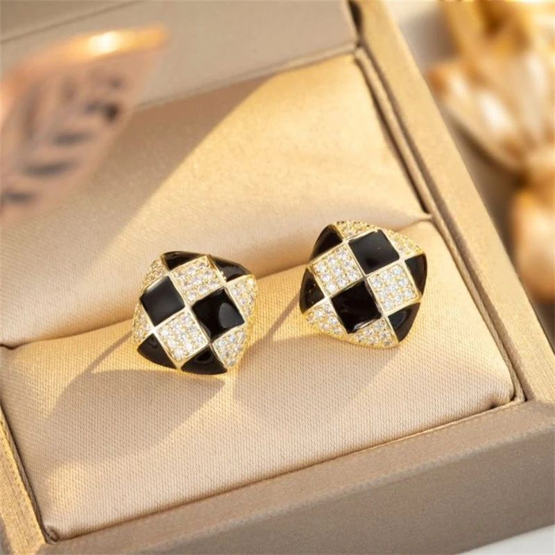 Black Enamel Rhombus Stud Earrings for Women Small Crystal Square Earrings Chessboard Grid Korean Fashion Girls Ear Accessories