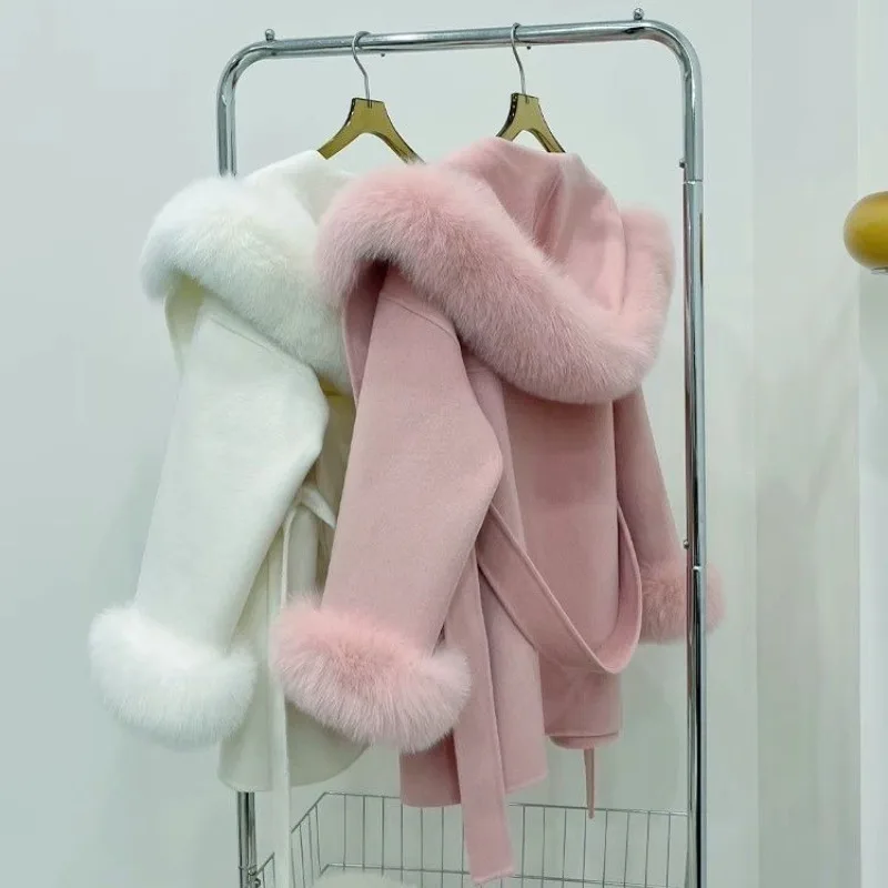 Abrigo de lana con capucha para mujer, capa corta de lana con mangas de lana, temperamento, mezclas para ir al trabajo, Color sólido, cuello de piel grande, novedad de invierno