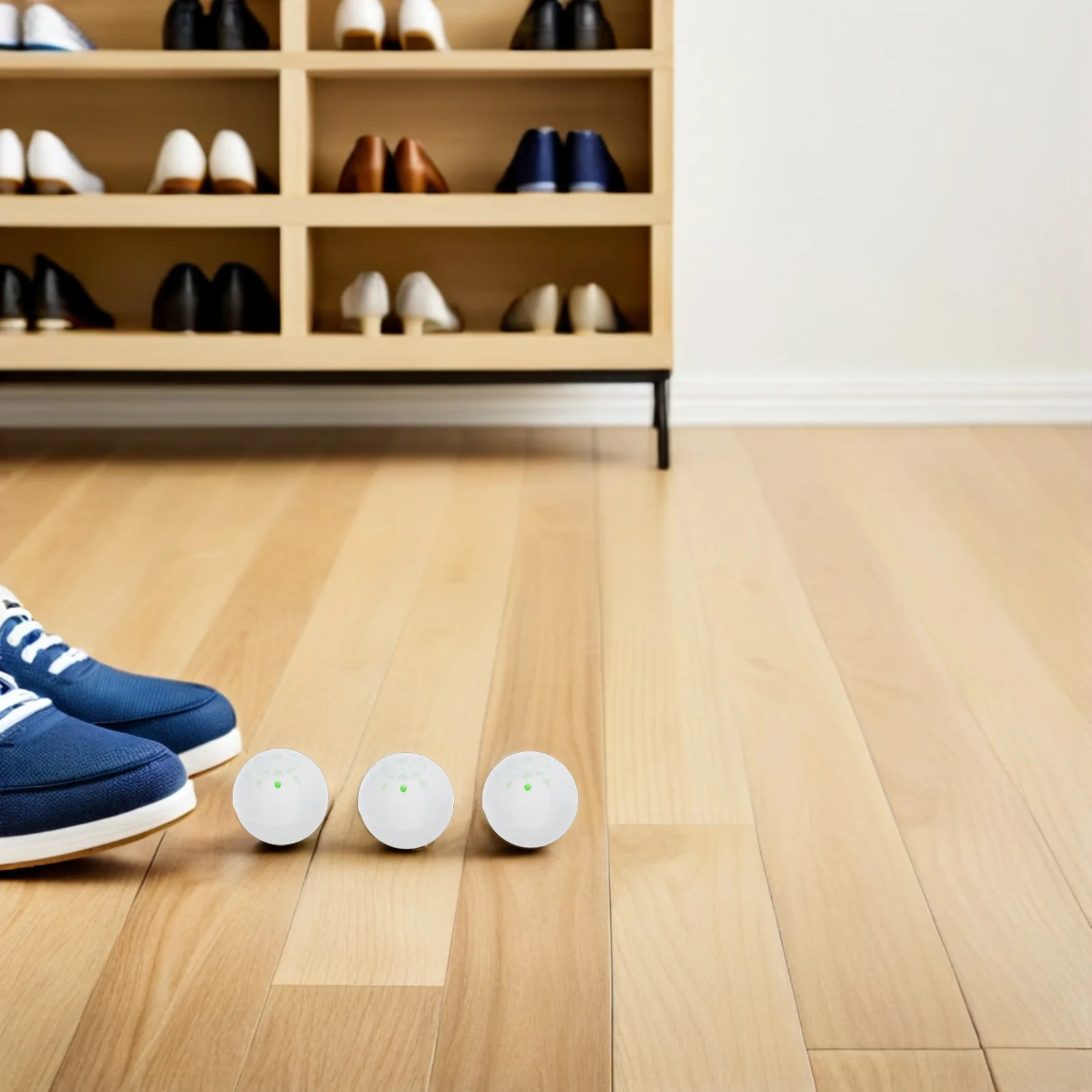 18 قطعة من كرات إزالة الروائح الكريهة للأحذية، معطر هواء للأحذية الرياضية وحقائب الجيم والخزائن، كرات صغيرة لإزالة الروائح للاستخدام المنزلي