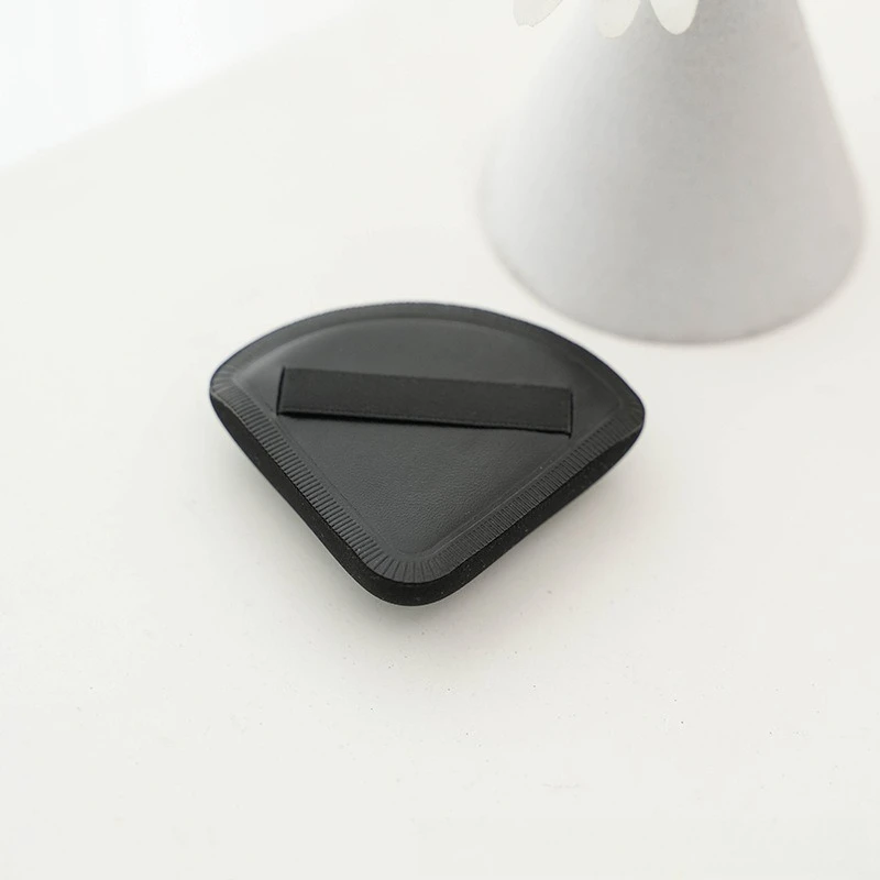 Professional Soft สามเหลี่ยมสีดําแป้งพัฟแต่งหน้าเบาะผู้หญิงคอนซีลเลอร์ Foundation แป้งพัฟเปียกและแห้ง Dual-ใช้แต่งหน้า