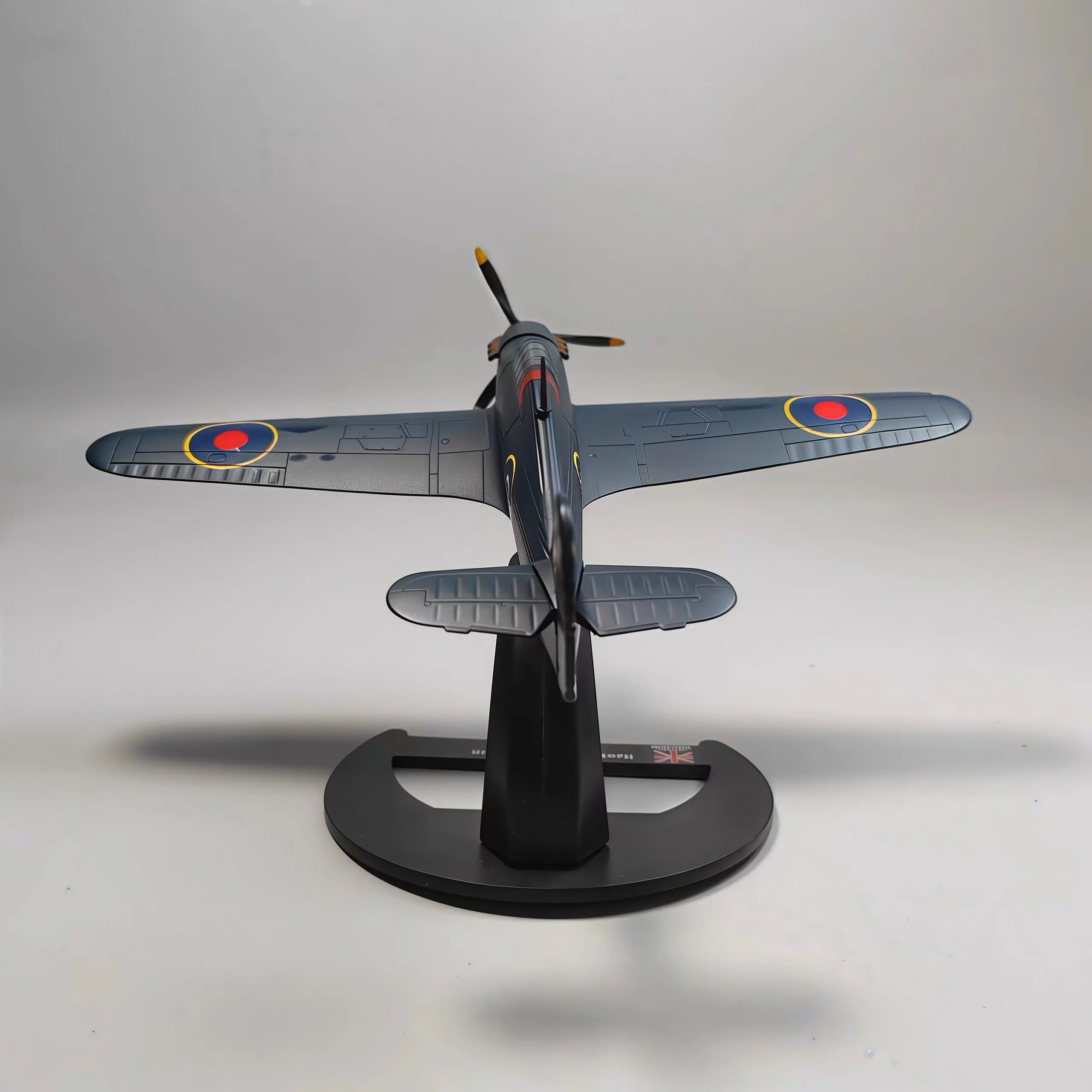 1/72 Scale British Hurricane Spitfire MK 2B Fighter Aircraft Alloy Diecast Airplanes Model For Military Collection With Stand