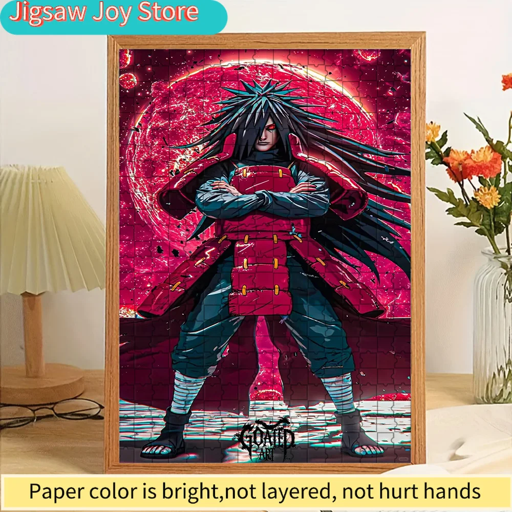 

Бумажная головоломка Madara Uchiha, эпическое искусство персонажа аниме Наруто: изображение лидера клана Учиха с черными волосами на фоне красной луны, премиум-бумага