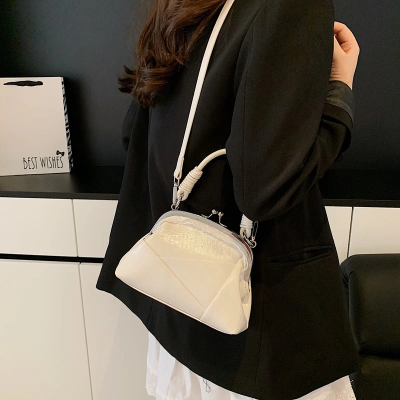 

High End Women Elegant Luxury Leather Shoulder Bag Classic Designer Tote Handbag Ideal For Fashionable City