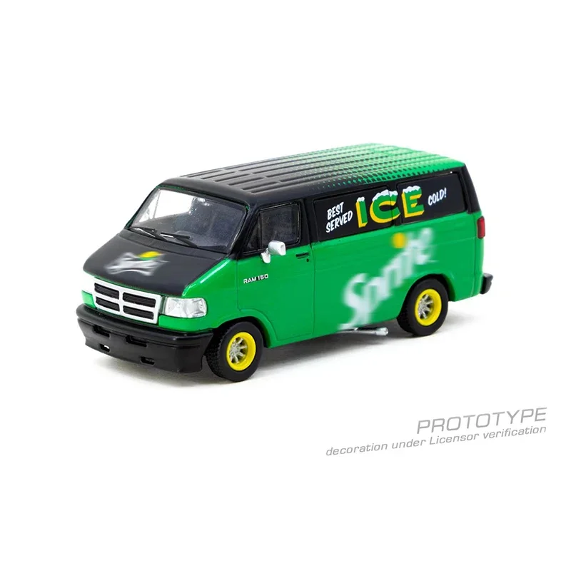 PreSale 1:64 TW RAM150 VAN Green Diecast Car Model Collection Miniature Toy Tarmac Works