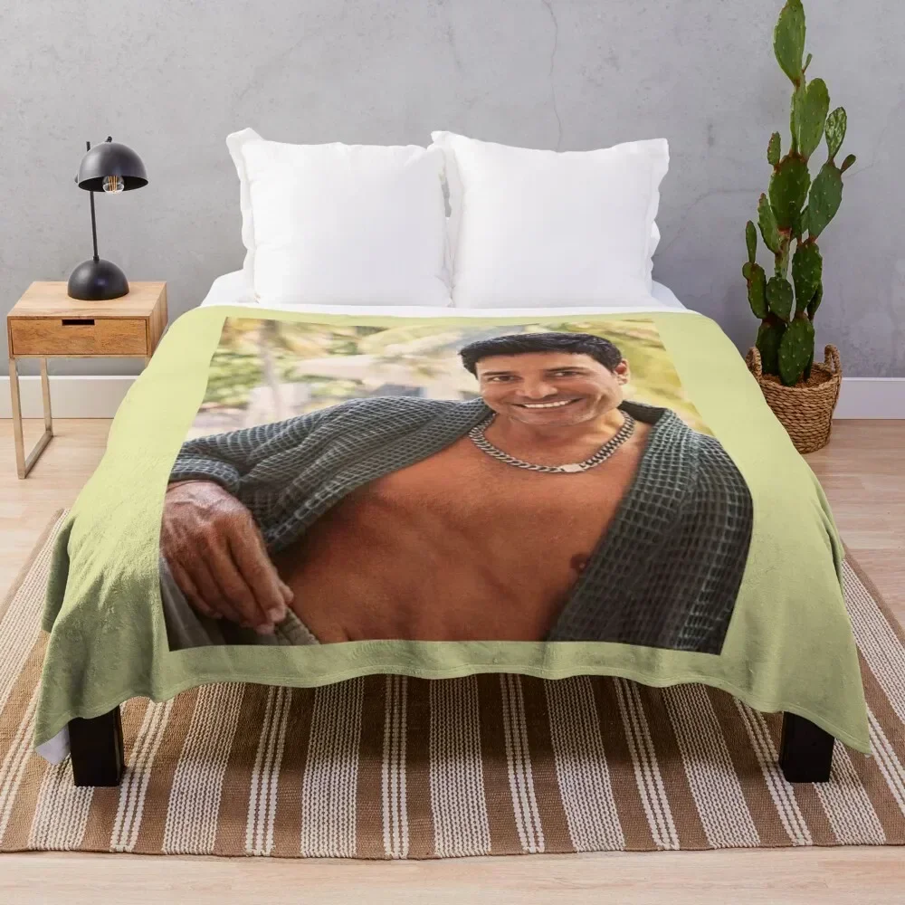 

Chayanne Throw Blanket Soft Plush Blanket as Housewarming Gift
