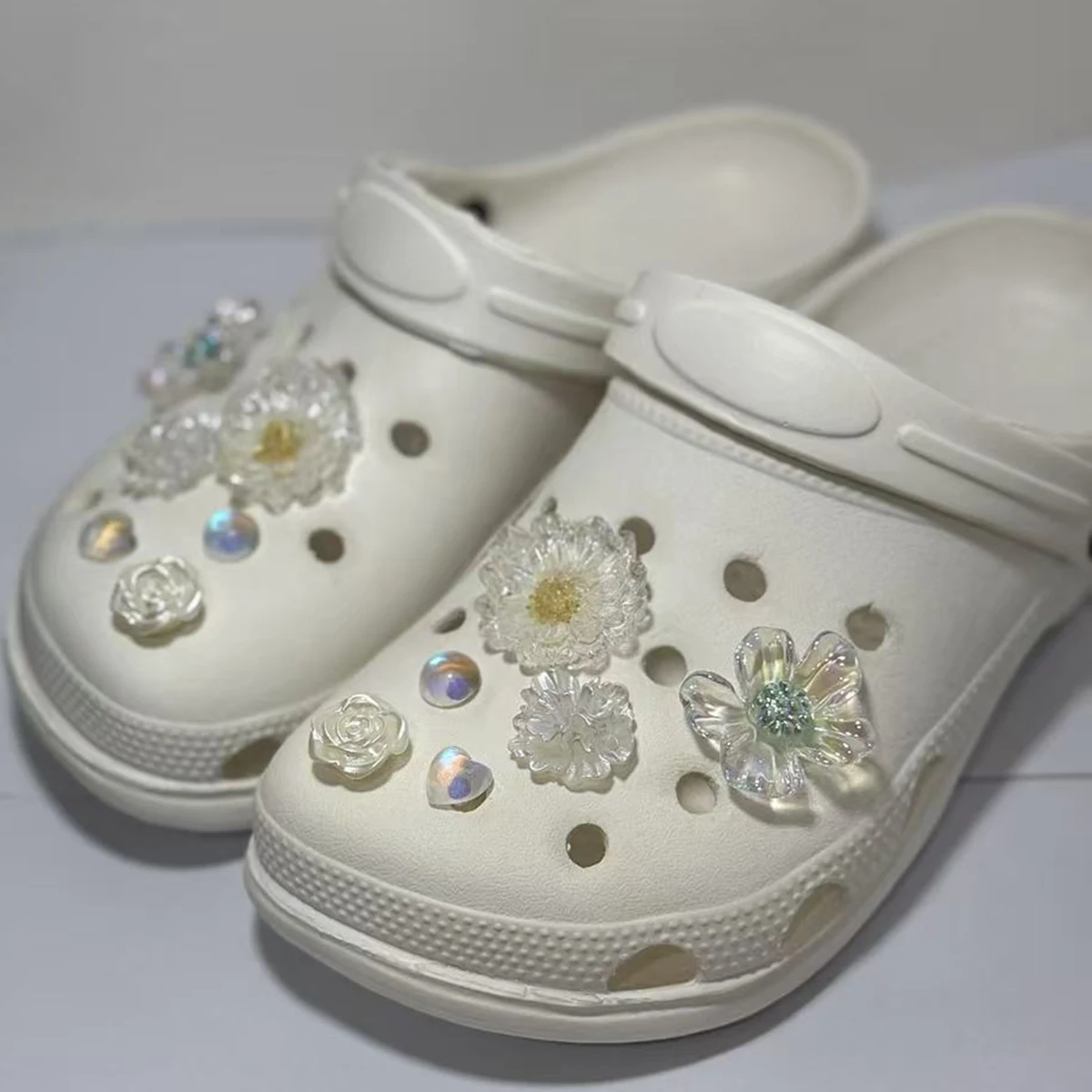 2026 New Shoe Charms Natural Transparent Daisy Flower & Starry Sky Resin Charms Semi-Circle DIY Accessories for Shoes for Girls