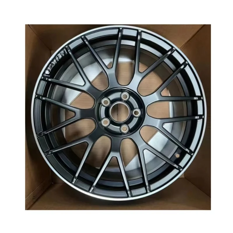 

G-Class 2023 with new 22-inch wheels