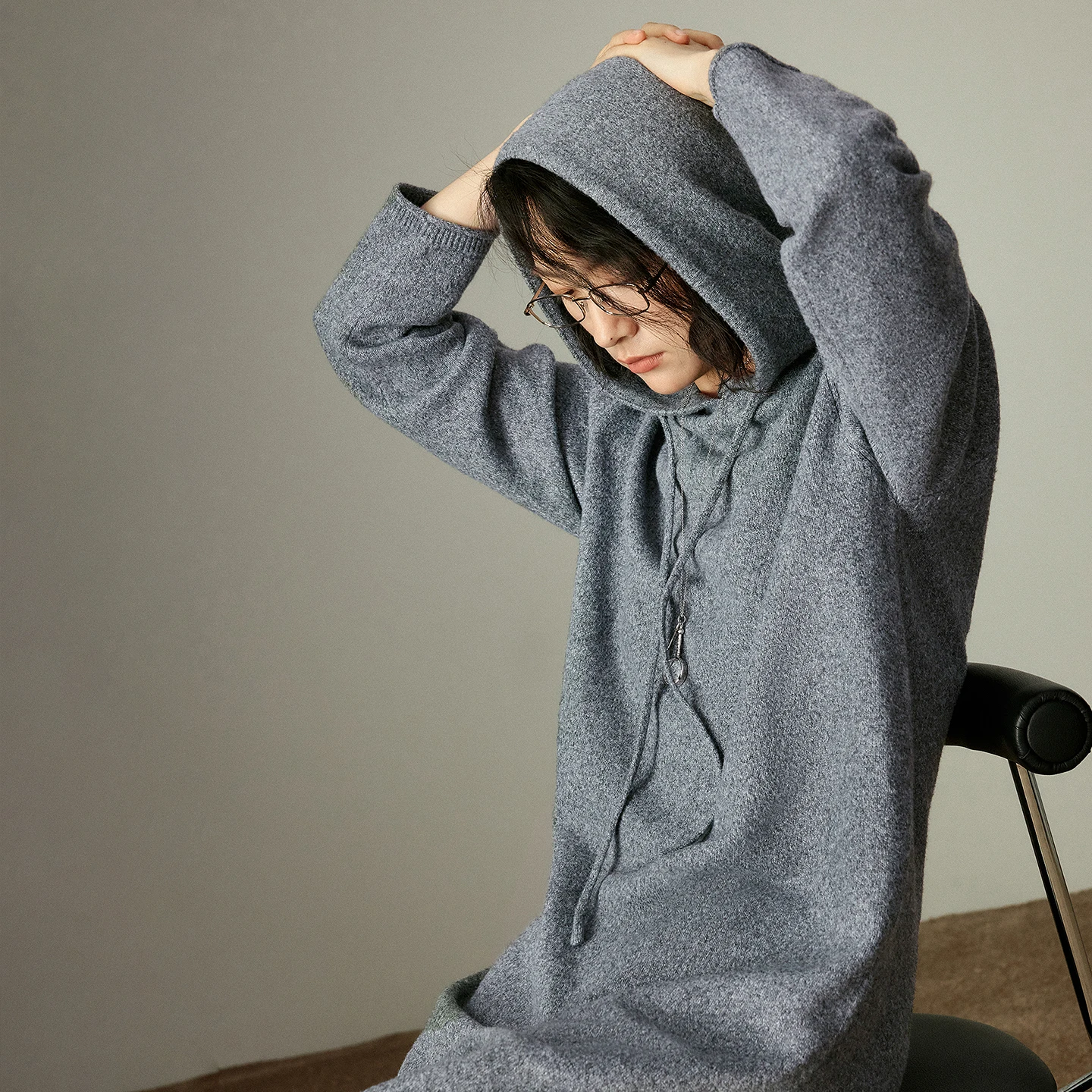 TOYOUTH Vrouwen Jurken 2023 Winter Nieuwe Wasachtige Garen Capuchon Sweatshirt Jurk Intellectuele Grijze Losse Hemd Gebreide Jurken