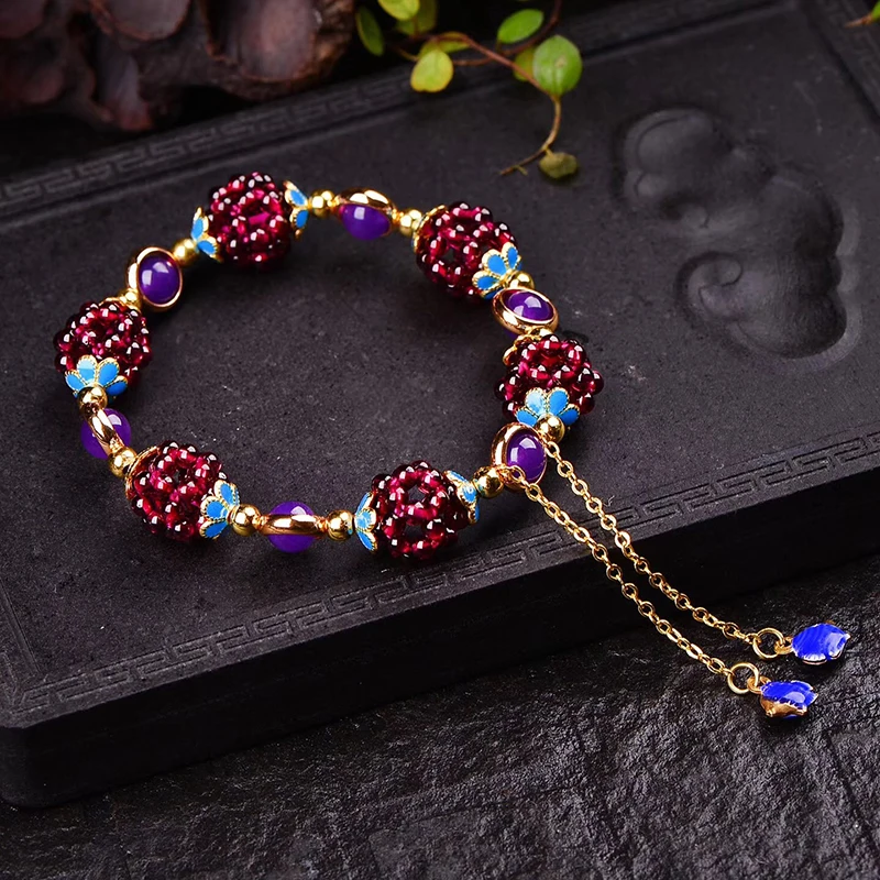 Ethnic Cute Natural Garnet Strand Bracelets Multicolor Hand-Knitted Pomegranate Crystal Charming Bracelet Fine Jewelry For Women