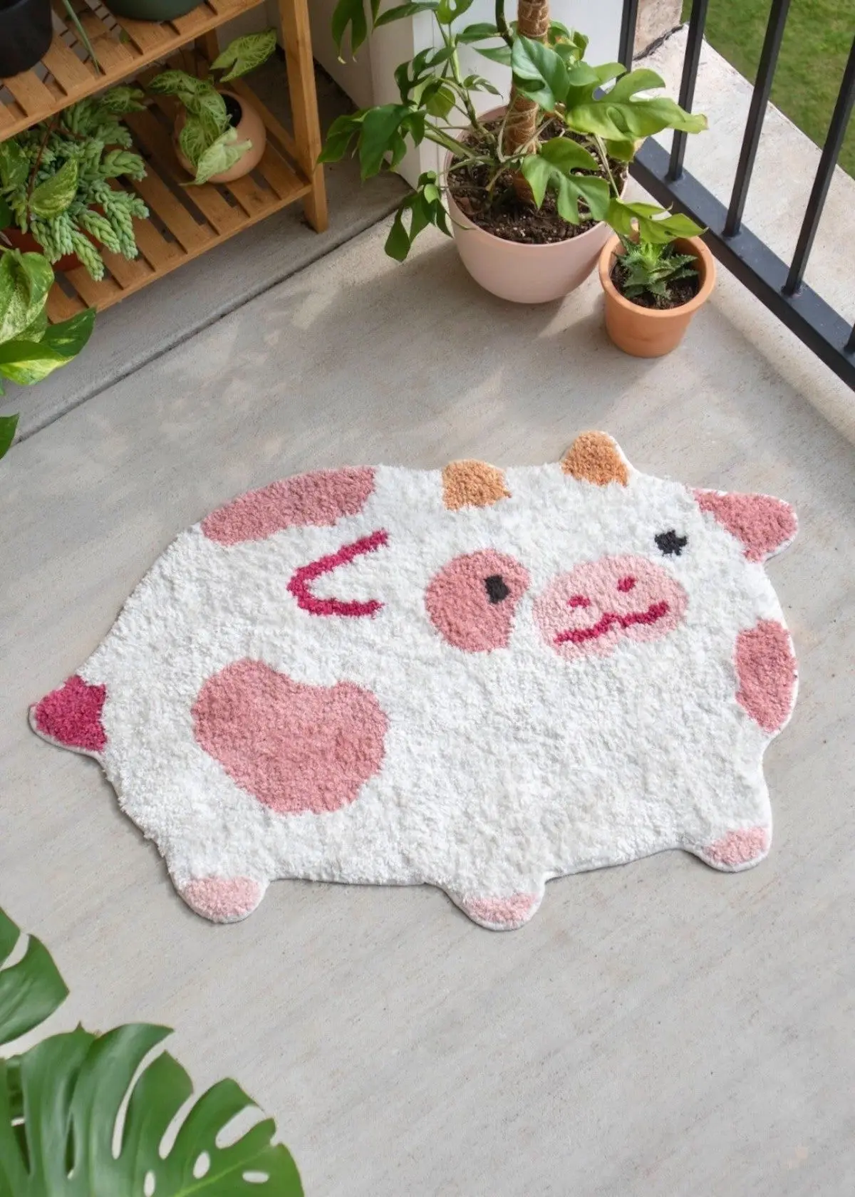 

Cute milk boiled carpet bedroom aesthetic carpet unique living room kitchen decoration non-slip soft imitation cashmere carpet