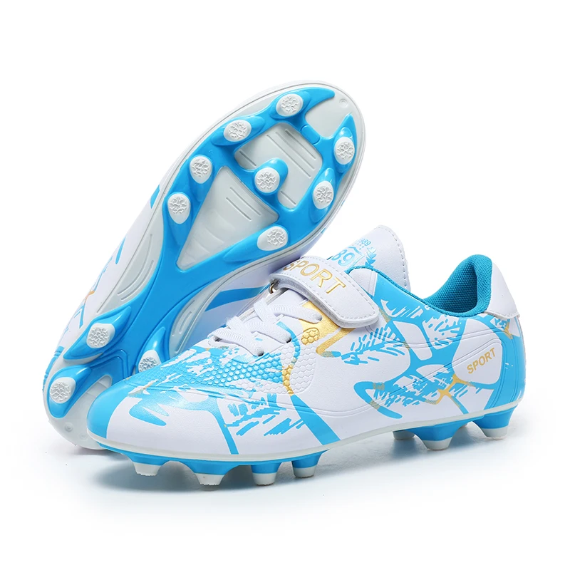 

Light Pressure Wearing Men Football Shoes Breathable Slim Body Design Outdoor Sports Running Sneakers