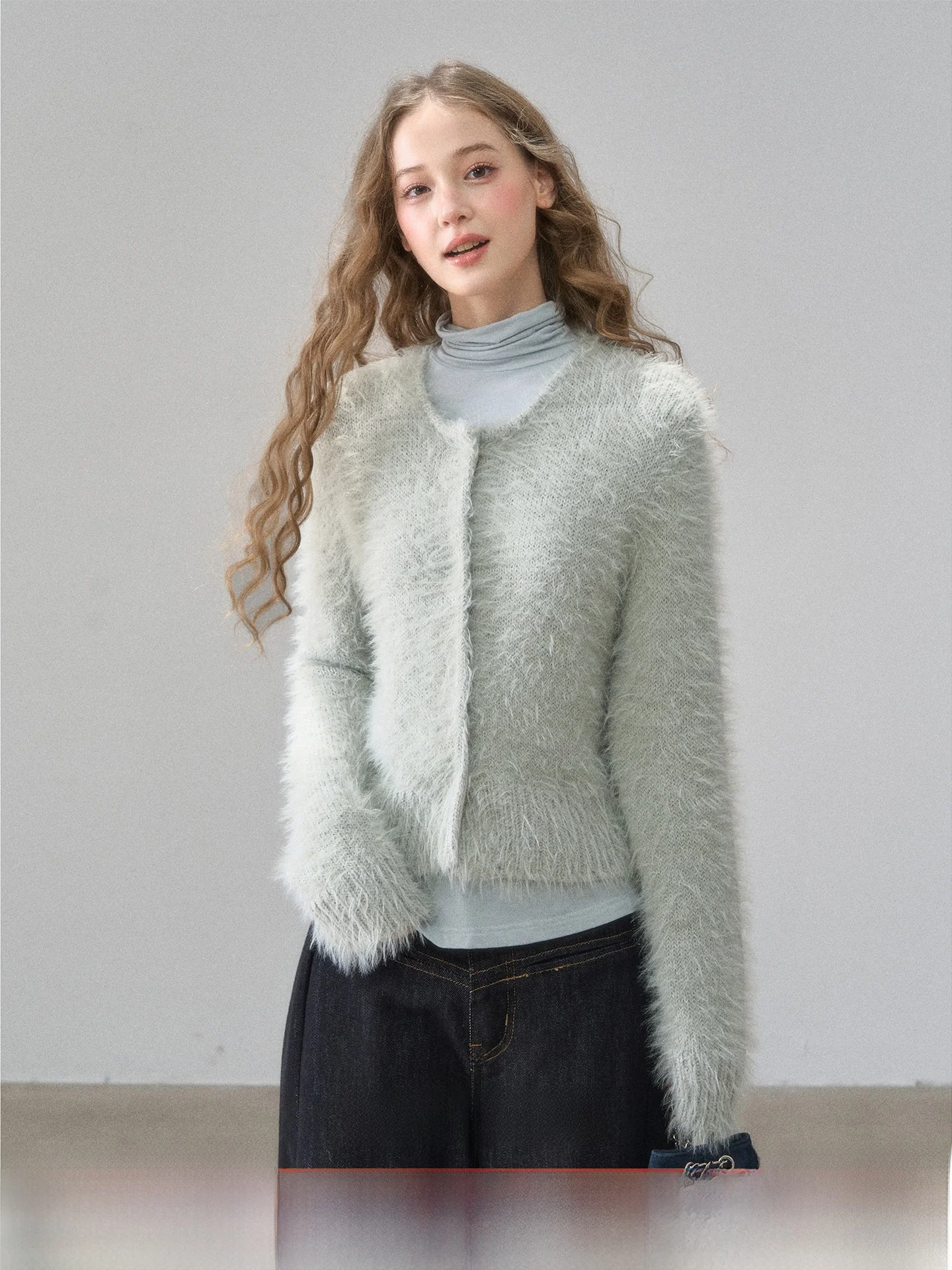 

Korean Sle Women's Sweater Cardigan Small Fluffy Winter Faion Top round Ne Long Sve Regular Thin Pure Color