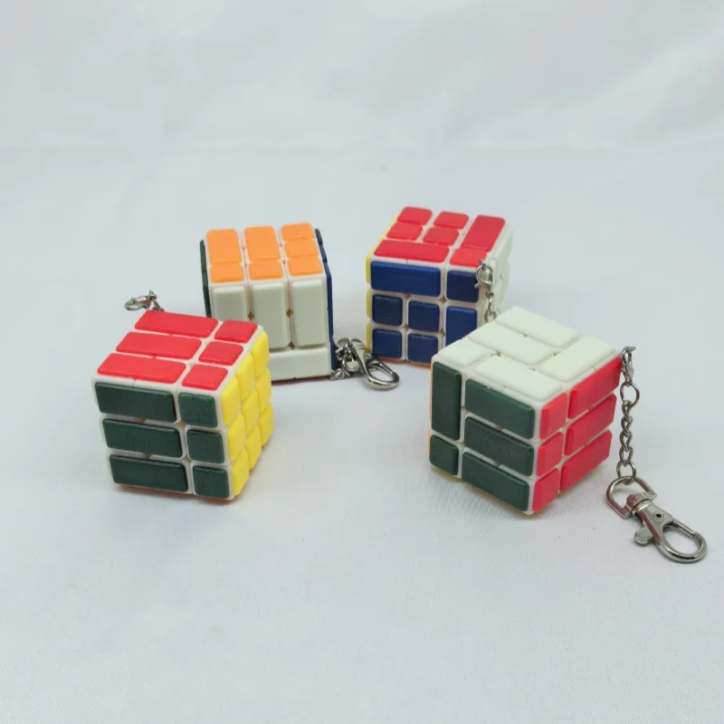 

Мини-33 Повязанный куб 4 см Мини 3x3 Подержанный куб с брелком Заограниченное вращение Распродажа инвентаря