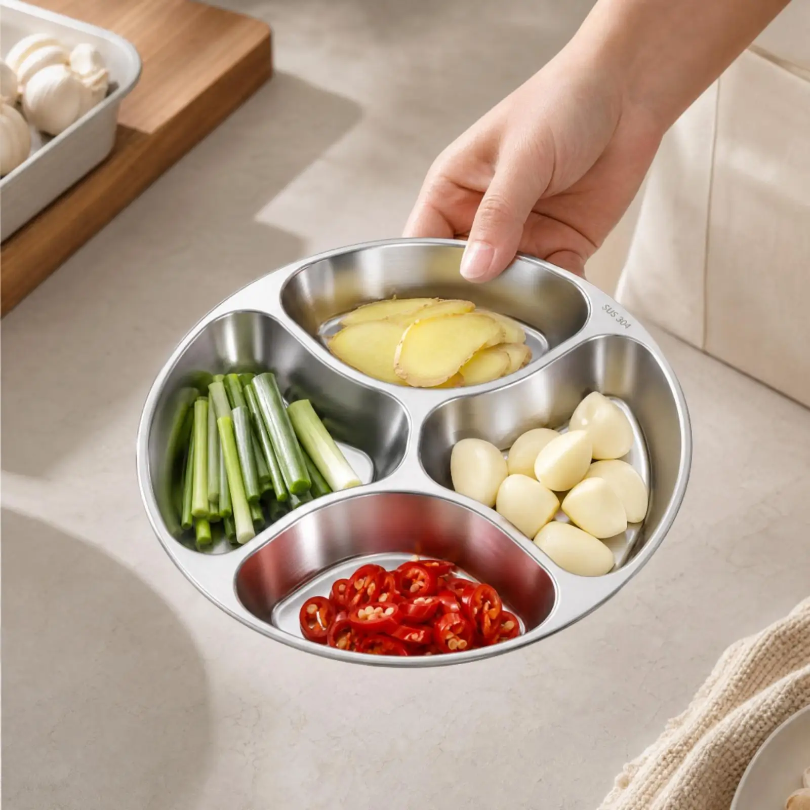 304 Stainless Steel Kitchen Ingredient Tray Round Compartment Prep Plate with 4 Deep Sections for Mise En Place