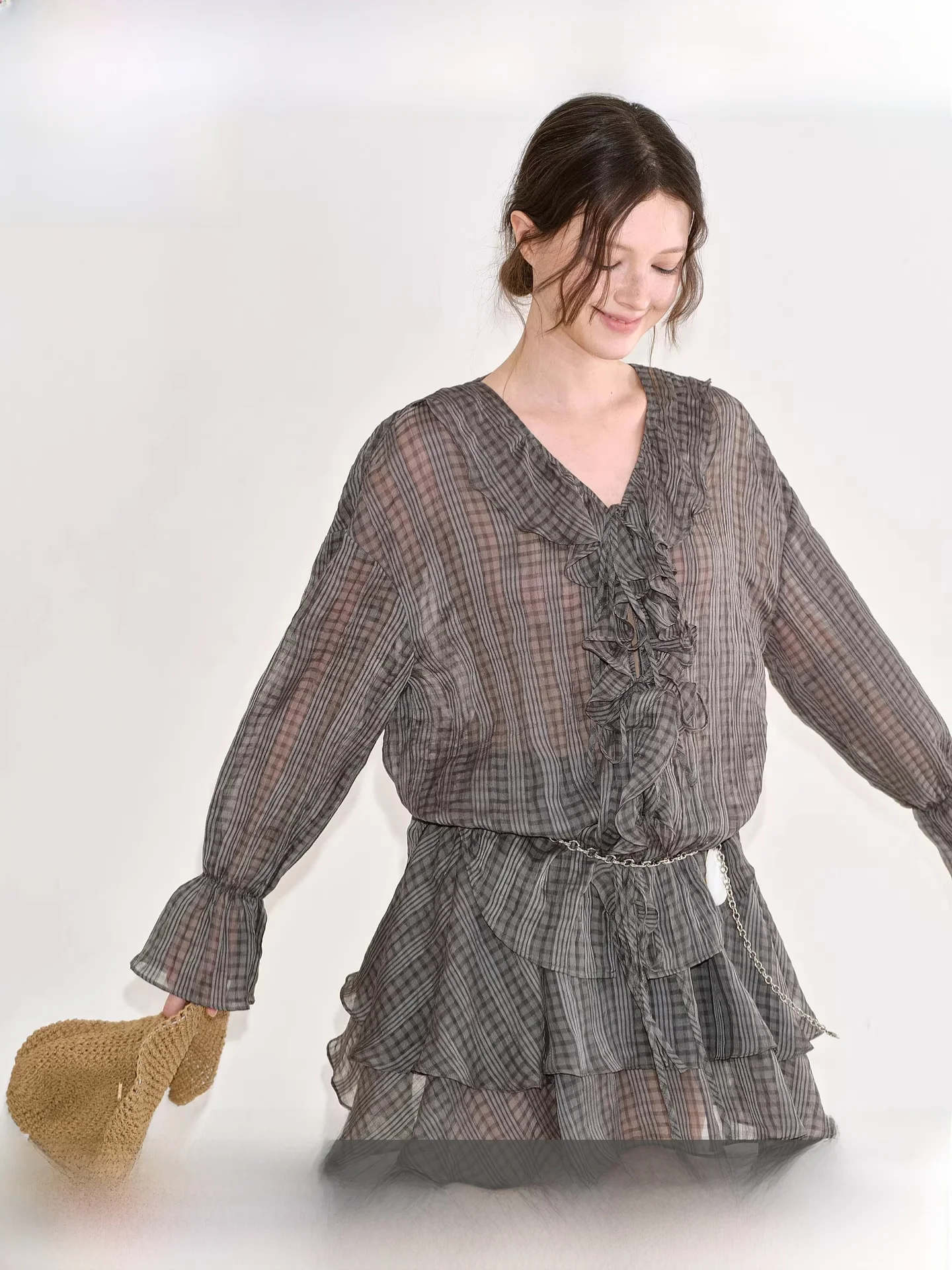 

Fano Romantic Lace Collar V-neck Women's Shirt Summer 2026 Loose Shoulder Long Sleeve Checkered Top Commute Style Polyester F...