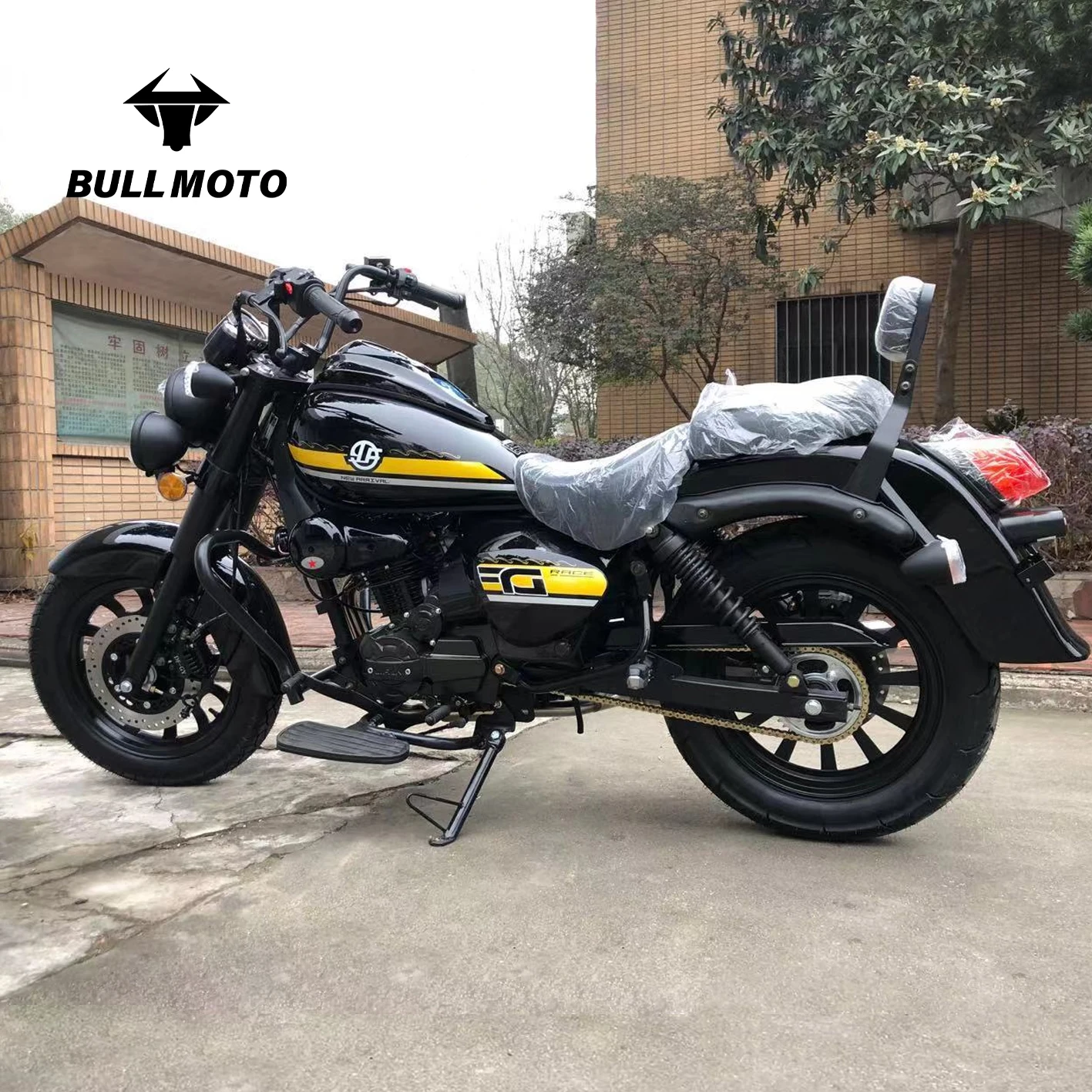 ZUIMI Wholesale 250cc Petrol Sportbikes Vintage Automatic Motorcycles Road Fat Tire Bike Cruiser Chopper Oil Cycle Bicycle