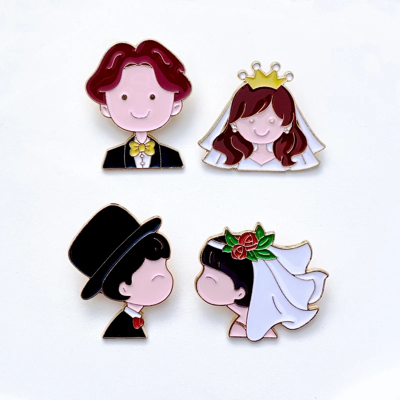 Chinese and Western Wedding Enamel Bride and Groom Metal Brooch Lapel Badge Cartoon Gift for Lover Couples Friends Drop Shipping