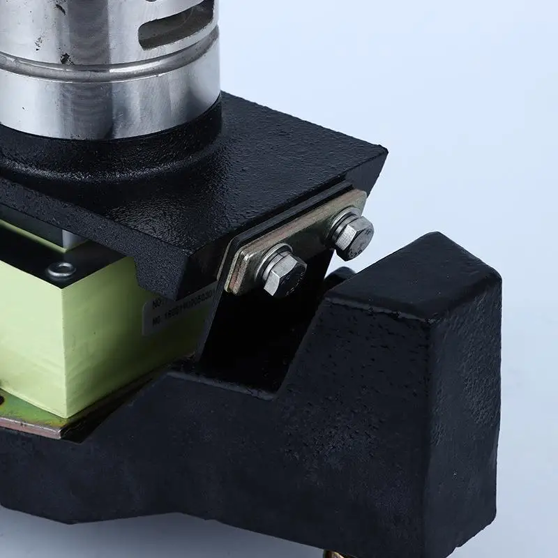 Combination scale metal parts and conveyor hoist