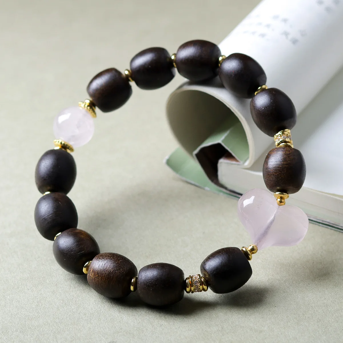 natural-pink-crystal-love-bracelet-cultural-play-fusen-red-soil-agarwood-bracelet