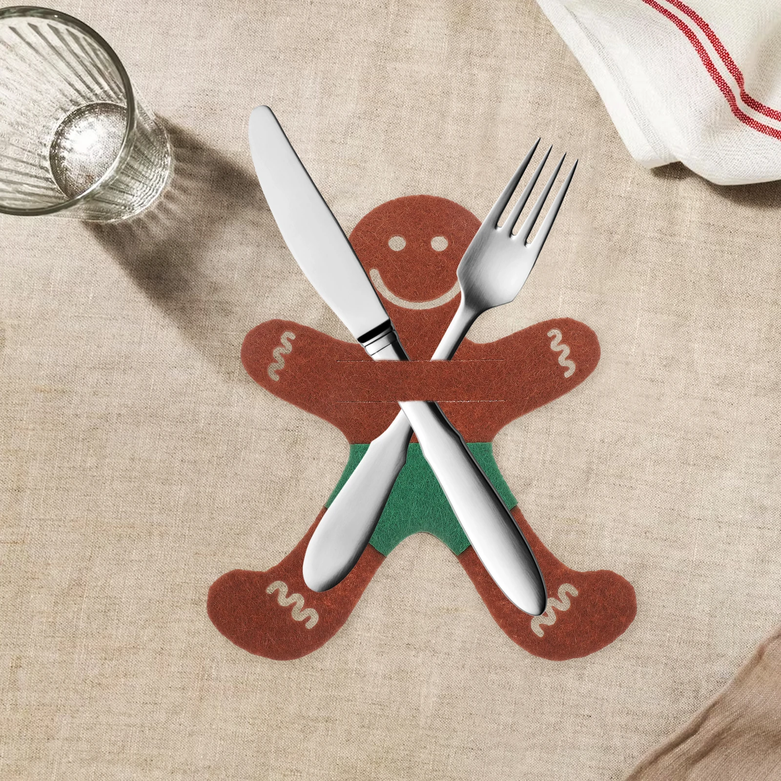

4 Pcs Gingerbread Man Tableware Set Cutlery Holder Christmas Decorations Adorable Bag Holiday Utensil Silverware