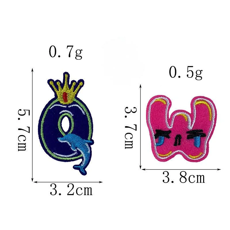 Cartoon 26 angielskie litery tkaniny łatka dziecięca zabawa małe zwierzęta odzież termoadhezyjne łatki powrót klej łatka DIY naklejki
