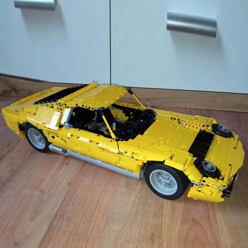 New MOC-24194 1:8 Escala Miura Super Sports Car Model Buiding Kit Criadores Block Bricks DIY Brinquedos Para Crianças Presentes de Aniversário Meninos Set