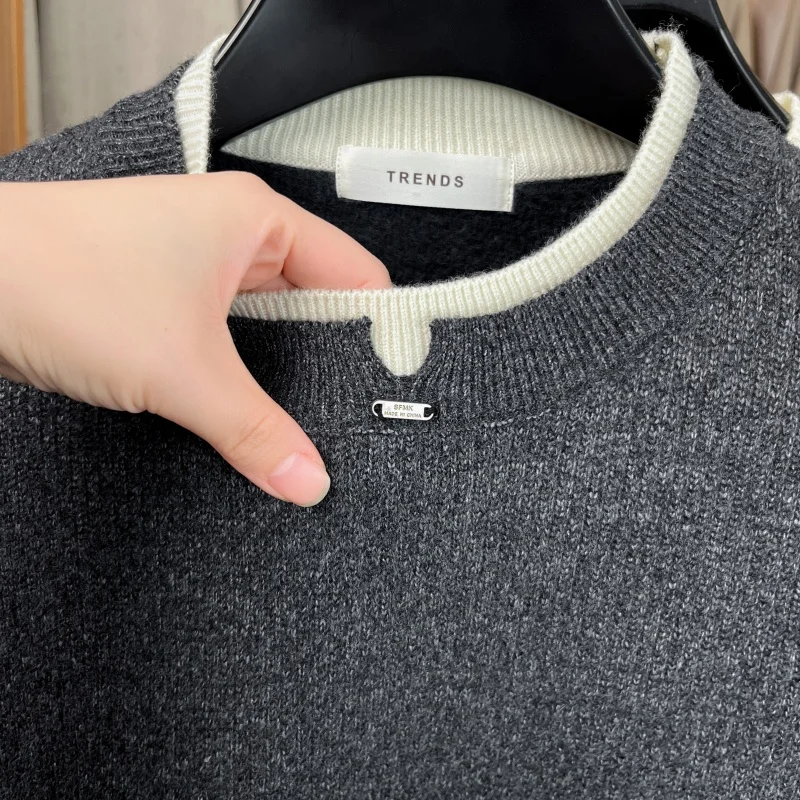 الرجال الخريف جودة عالية طويلة الأكمام سترة الجولة الرقبة نموذج جديد متماسكة كاذبة قطعتين الأعمال الترفيه الاتجاه ملابس للرجال