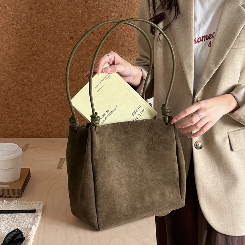 Lazy Retro Bucket Bag 2026 Autumn and Winter New Niche Matte Cowhide Underarm Suede Casual Shoulder Texture Unique Fashion