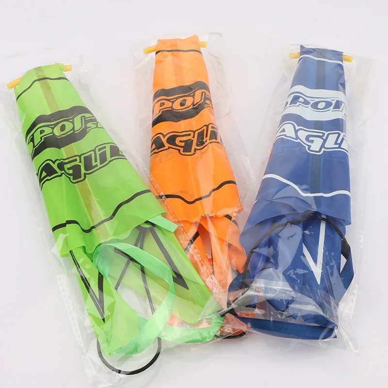 Fingerstartender Drachen, elastisches Gummiband zum Gleiten, Outdoor-Sport, Katapult-Segelflugzeug, kleine Geschenke sammeln, zufällige Farbe