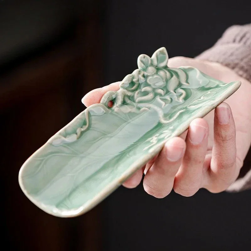 Hand Carved Yue Kiln Celadon Lotus Tea Scoop Aesthetic Shovel Household AwakeningLadle Flower  Services Ornaments
