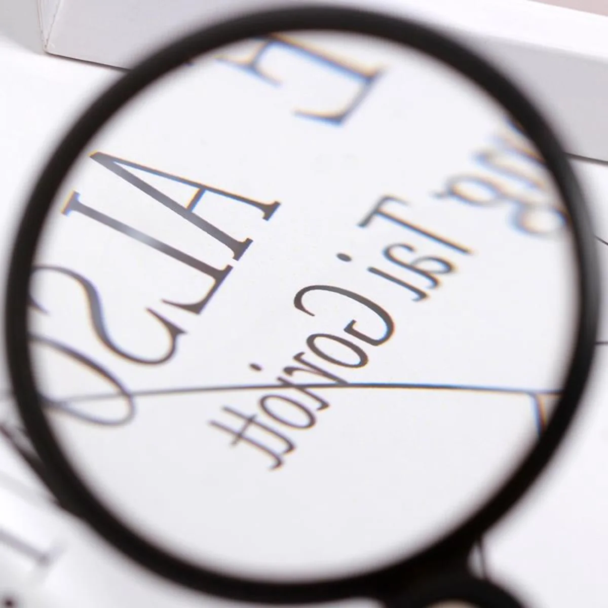 

4Pcs Folding Pocket 5x Magnifying Glass 50mm Diameter Portable Loupe Reading Jewelry Maps Menus Hobbies Crafts